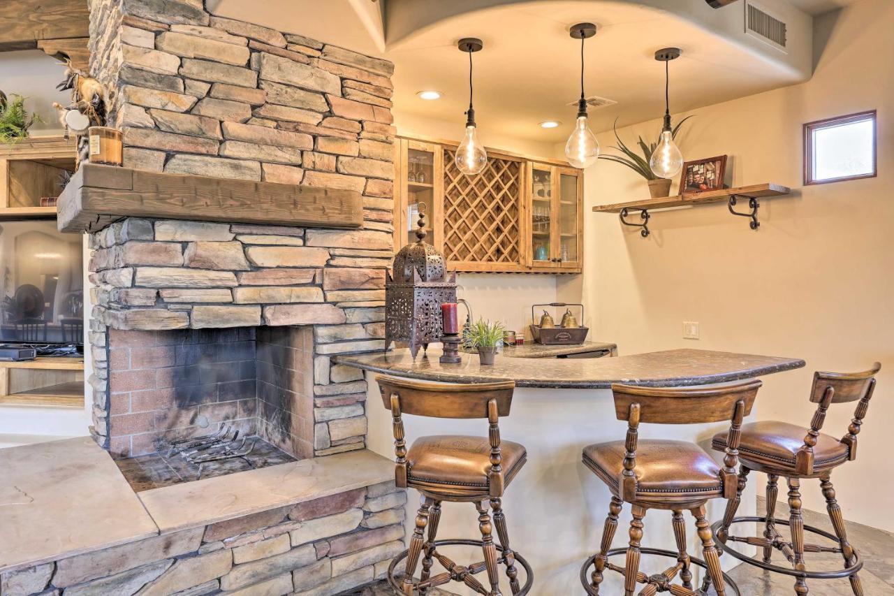 Cave Creek Oasis With Putting Green, Spa And Mtn View! Exterior foto